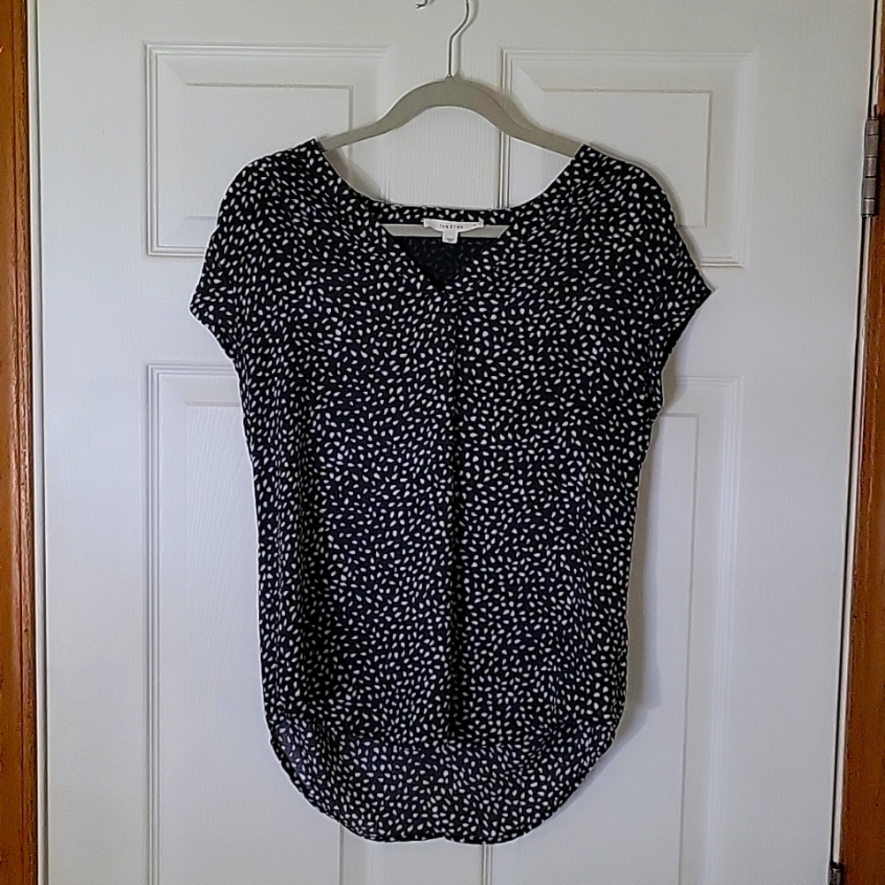 fun2fun Lillian V Neck Blouse